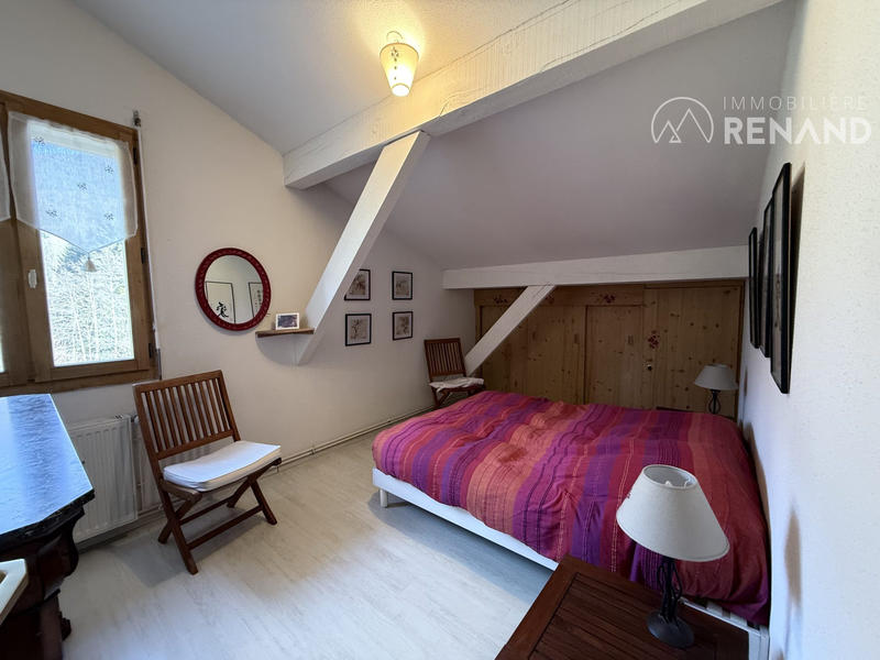 Appartement - 90 m² - 4 pièces