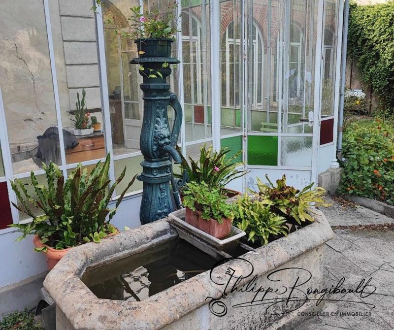 Maison de maîtres - 200 m² - 9 pièces