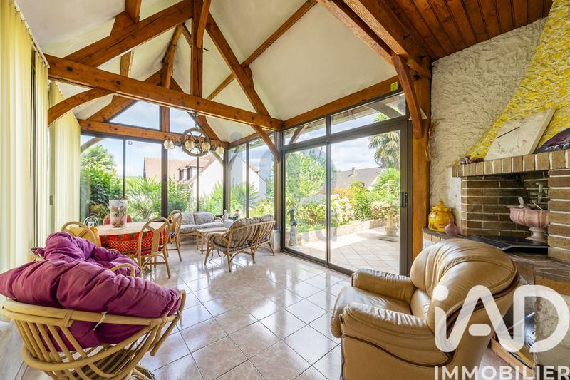 Maison - 195 m² - 8 pièces