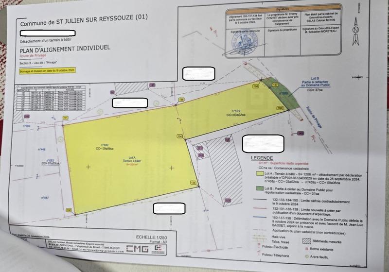 Terrain constructible - 1 208 m²