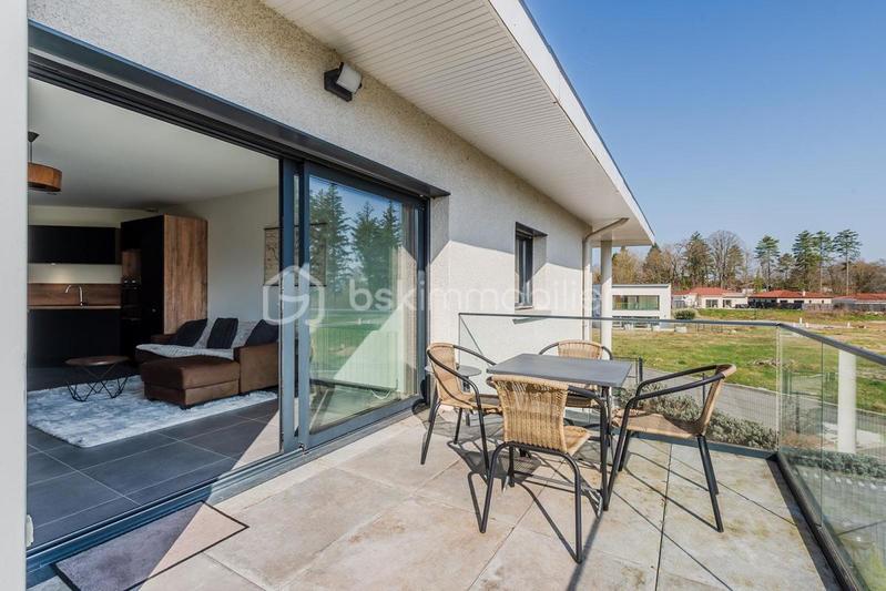 Appartement - 81 m² - 4 pièces