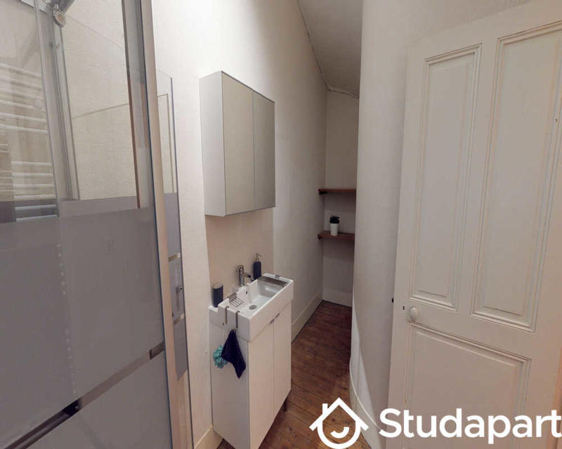 Chambre - 110 m² - 1 pièce