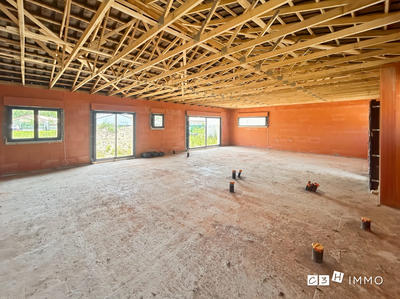 Maison - 94 m² - 4 pièces