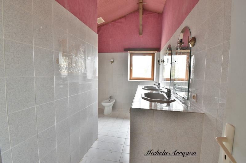 Maison en pierre - 125 m² - 4 pièces