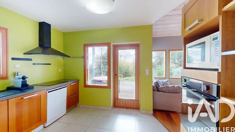 Maison - 172 m² - 7 pièces