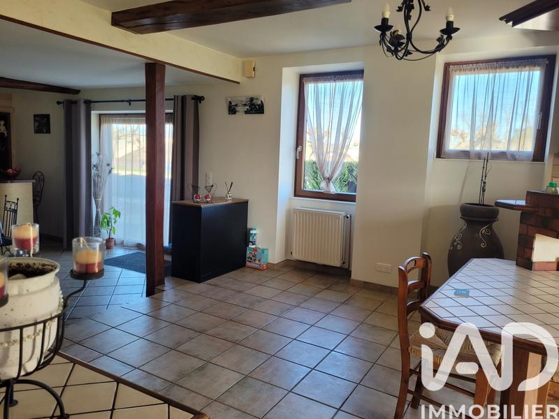 Maison - 216 m² - 7 pièces