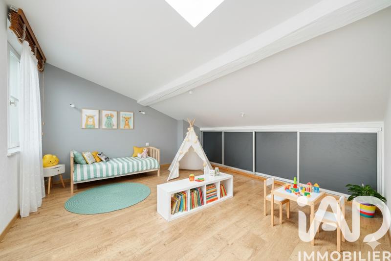 Duplex - 305 m² - 10 pièces