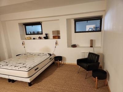 Loft - 180 m² - 4 pièces