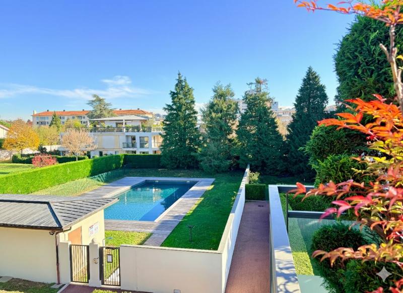 Appartement - 118 m² - 5 pièces