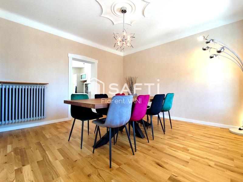 Maison - 150 m² - 9 pièces