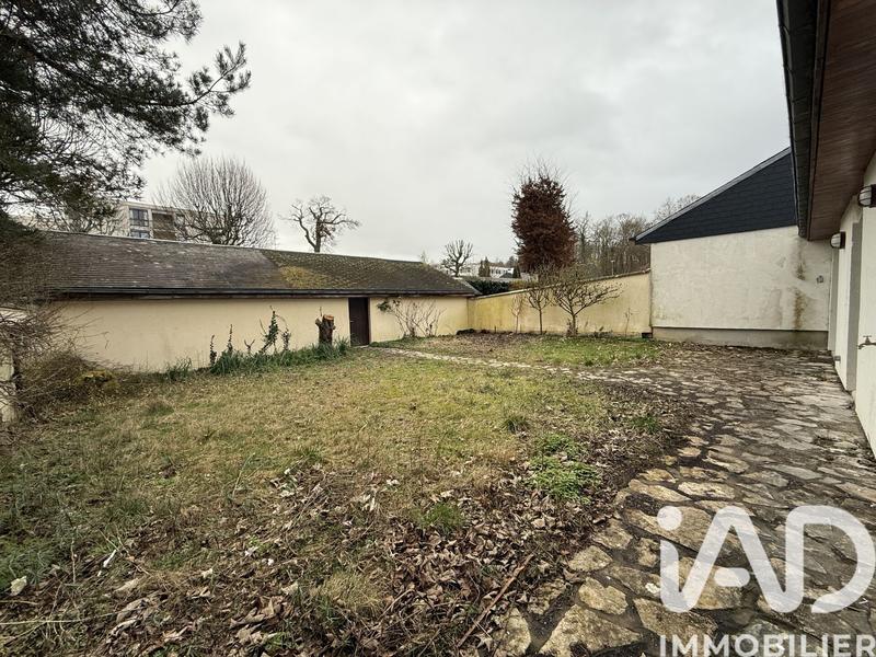 Maison - 93 m² - 5 pièces