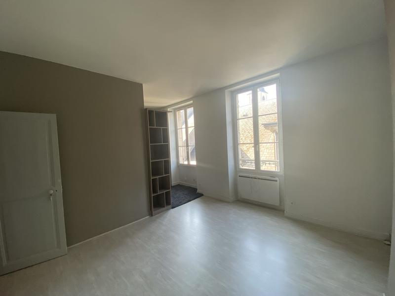 Appartement - 70 m² - 2 pièces