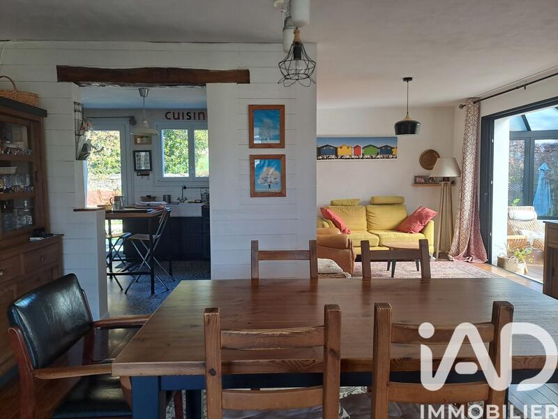 Maison - 147 m² - 8 pièces