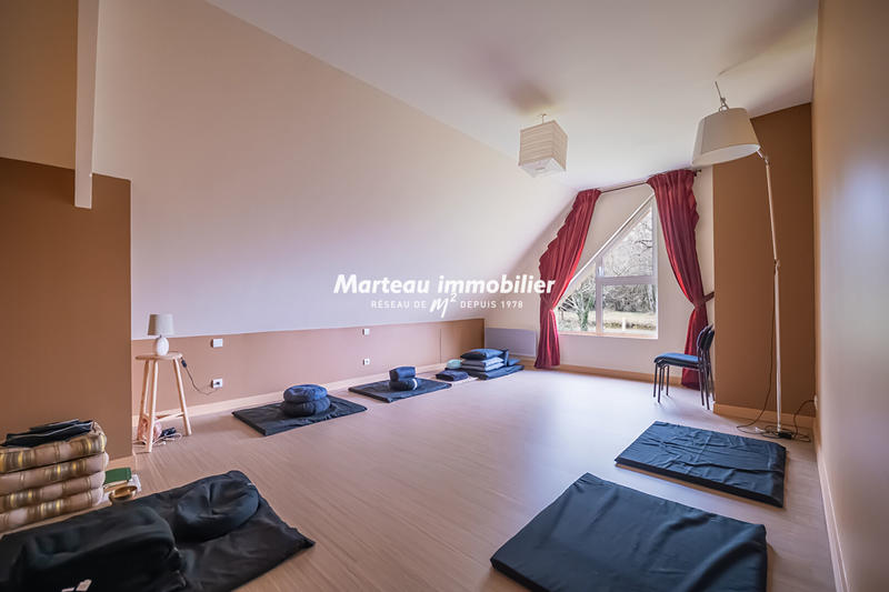 Maison - 186 m² - 7 pièces