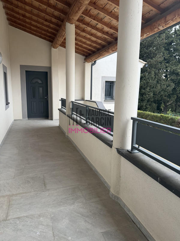 Appartement - 77 m² - 3 pièces