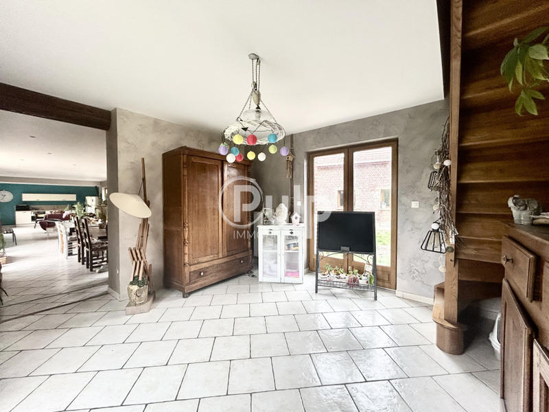 Corps de ferme - 260 m² - 8 pièces