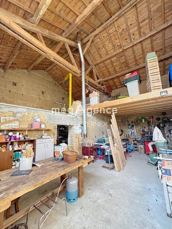 Maison traditionnelle - 243 m² - 6 pièces