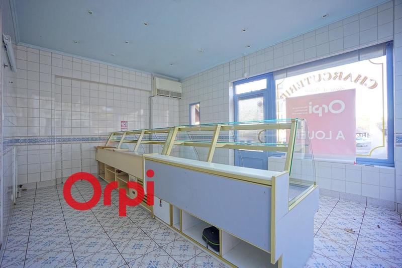 Local commercial - 64 m²