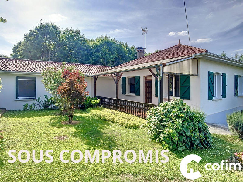 Maison traditionnelle - 114 m² - 6 pièces