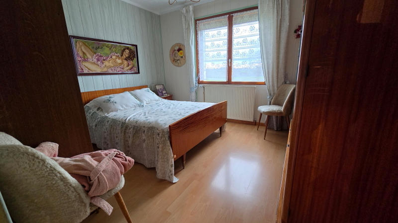 Maison - 92 m² - 5 pièces