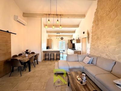 Maison - 115 m² - 6 pièces