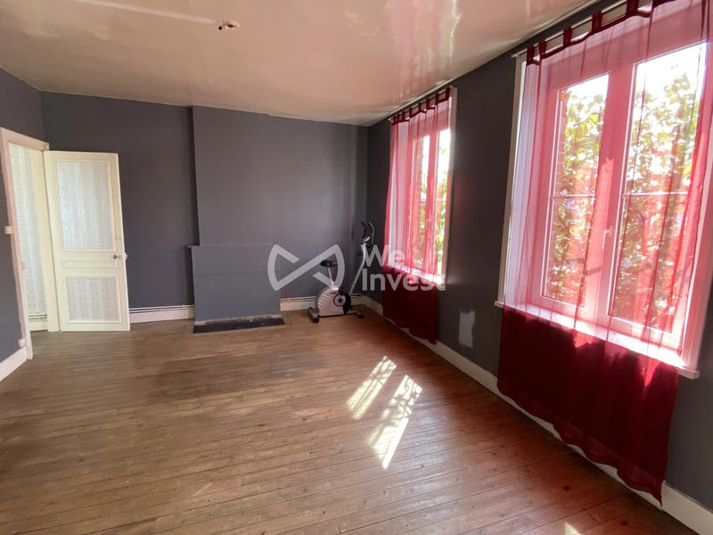 Maison - 167 m² - 8 pièces