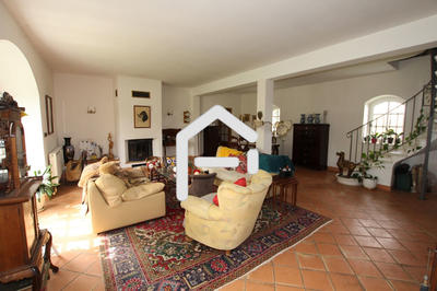 Maison de domaine équestre - 305 m² - 11 pièces