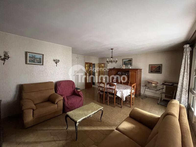 Appartement - 90 m² - 5 pièces