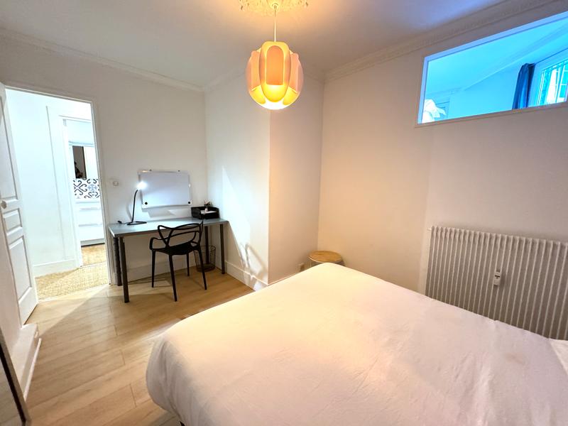 Appartement - 96 m² - 5 pièces