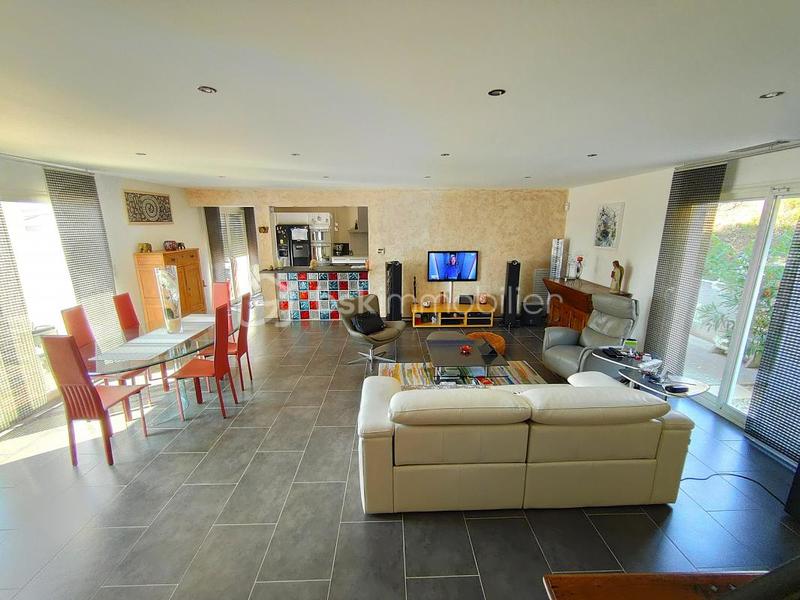 Villa - 165 m² - 5 pièces