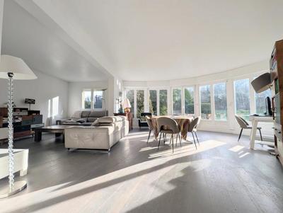 Maison - 153 m² - 6 pièces