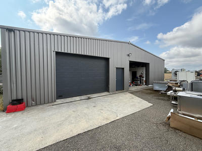 Local commercial - 714 m²