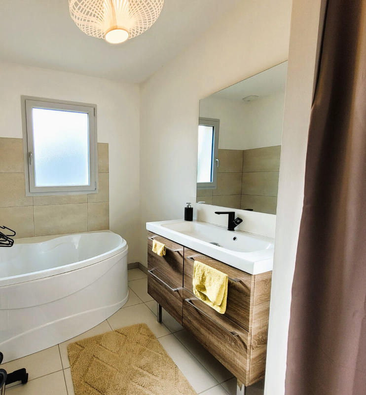 Maison - 120 m² - 6 pièces