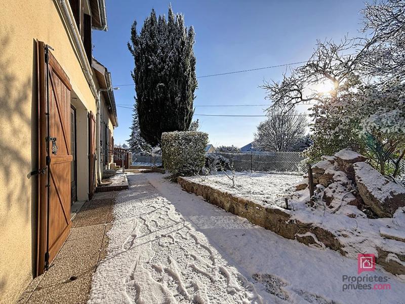 Maison - 90 m² - 3 pièces