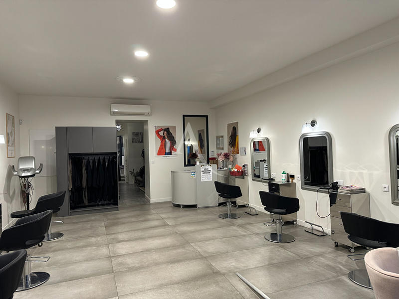 Local commercial - 105 m²