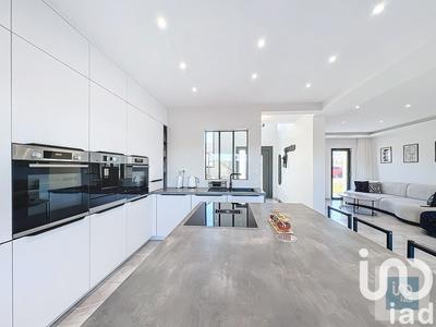 Maison - 148 m² - 7 pièces