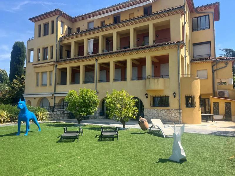 Appartement - 118 m² - 3 pièces