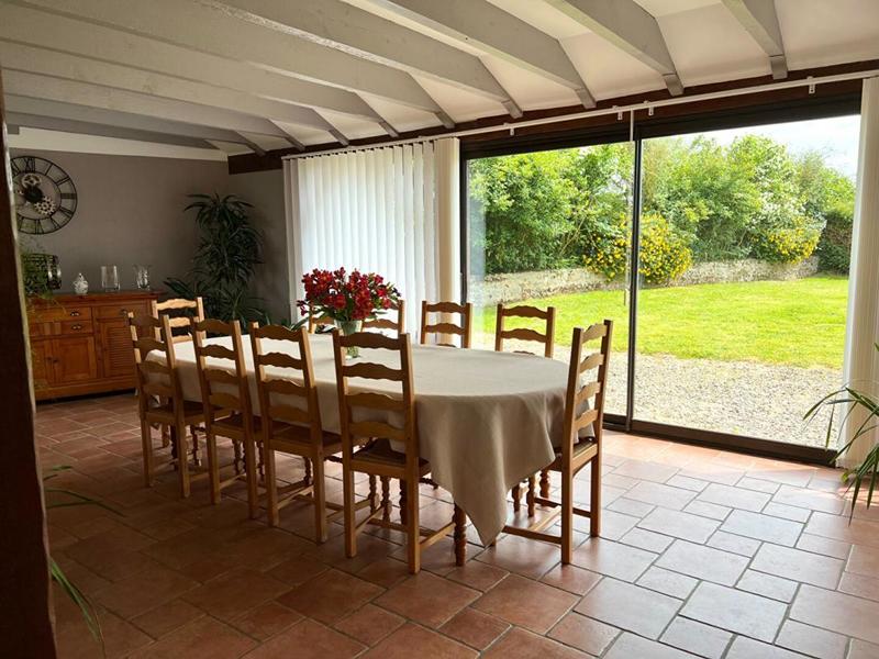 Maison - 350 m² - 14 pièces