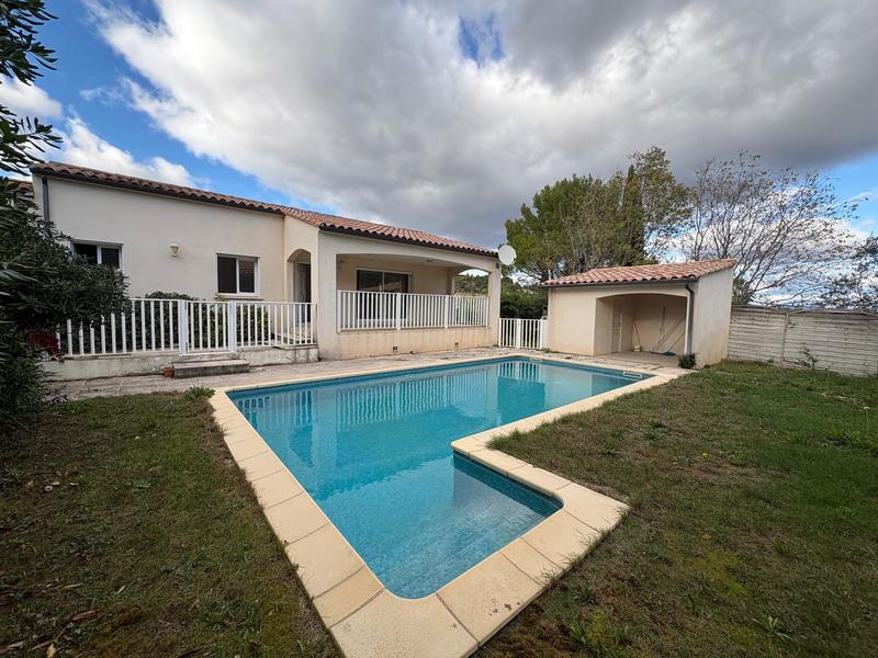 Maison - 85 m² - 4 pièces