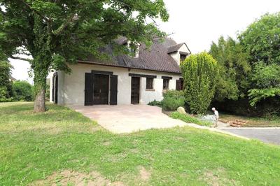 Maison - 148 m² - 8 pièces