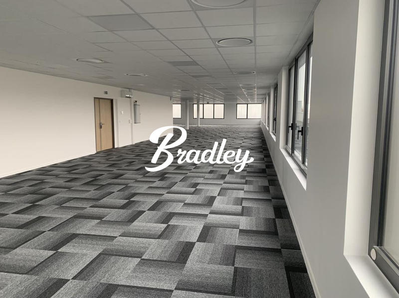 Bureau - 650 m²