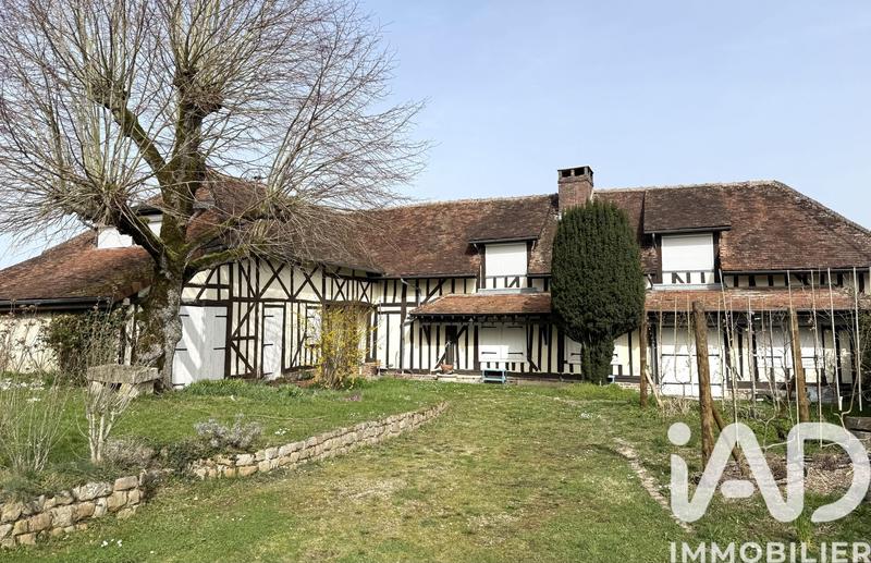 Maison - 208 m² - 10 pièces