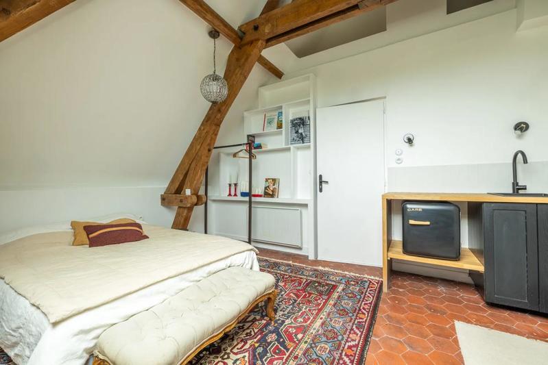 Studio - 185 m² - 5 pièces