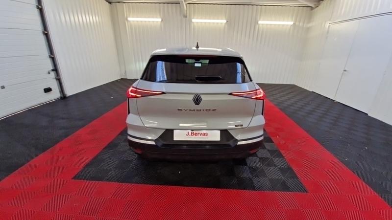 Renault Symbioz techno E-Tech full hybrid 145