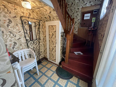 Maison - 163 m² - 8 pièces