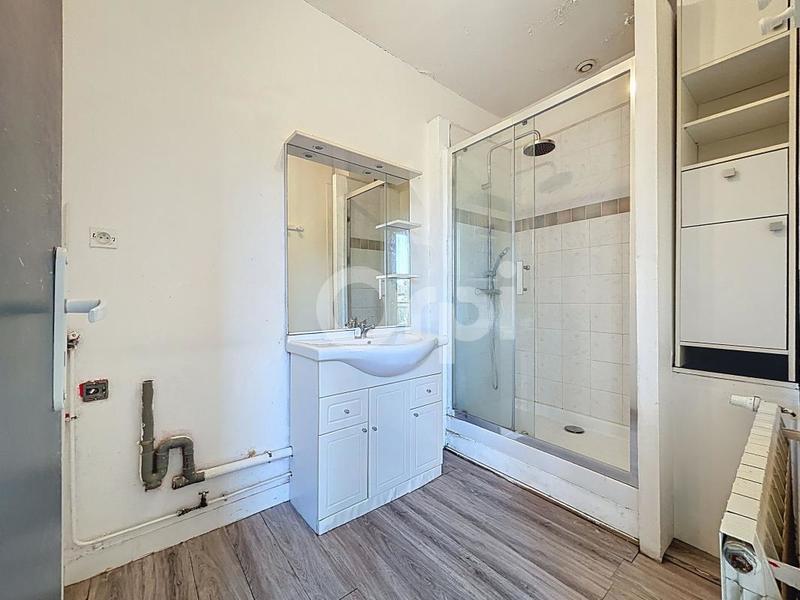 Maison - 85 m² - 5 pièces