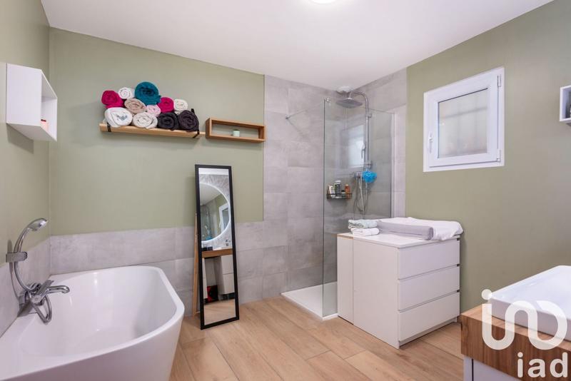 Maison - 128 m² - 5 pièces