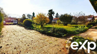 Maison - 207 m² - 10 pièces