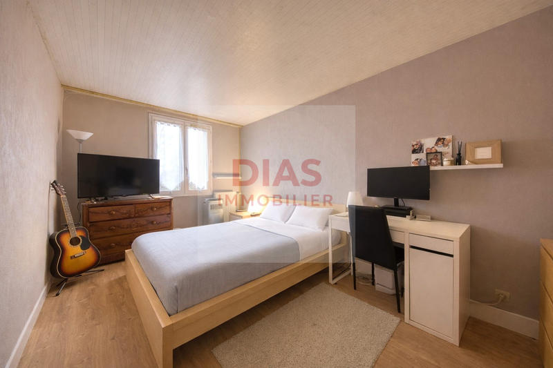 Maison - 105 m² - 6 pièces