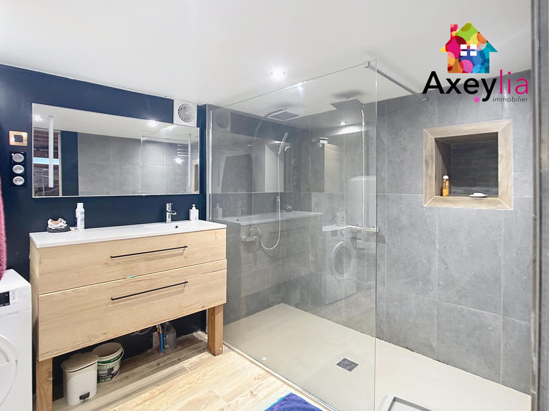 Maison - 133 m² - 6 pièces